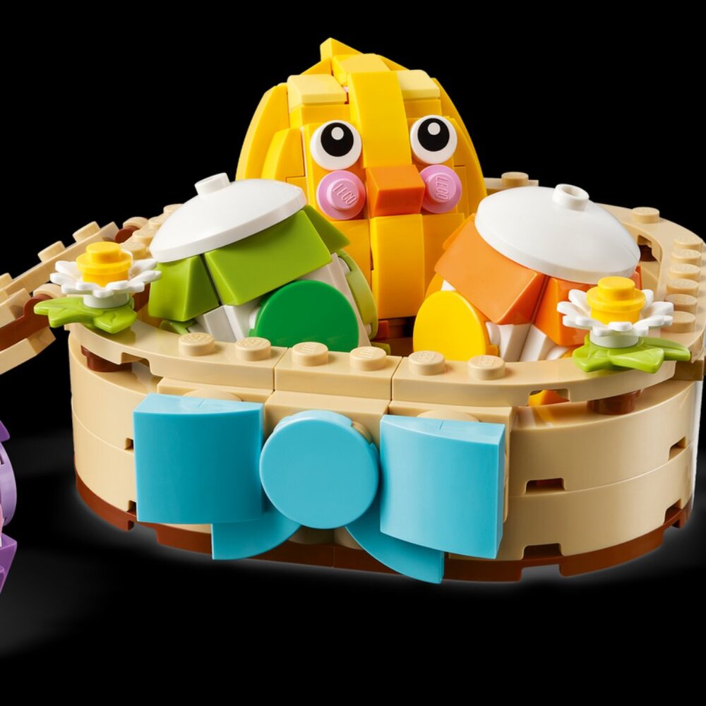 Lego 40863 Easter Egg Basket NIB New Sealed 216 pcs in Hand - Picture 14 of 15